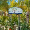 Blue-Mango-Sign